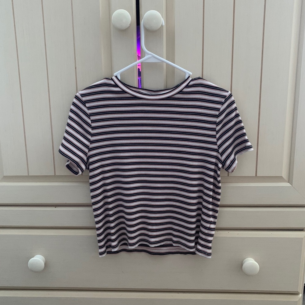 H&M Striped cropped shirt